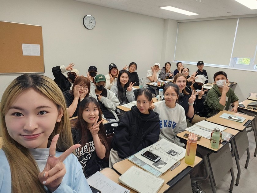 Featured image for “國企系 李佳芸 赴韓國東亞大學交換計畫”