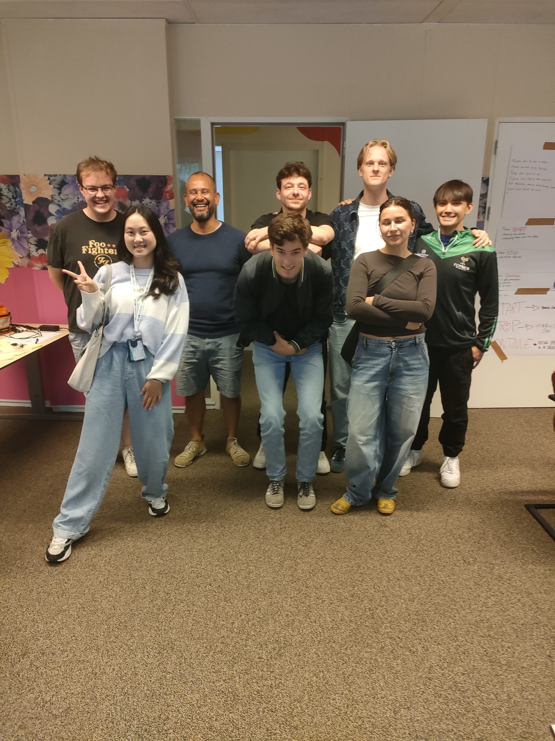 Featured image for “新傳系 汪亮吟 赴荷蘭NHL大學交換計畫”